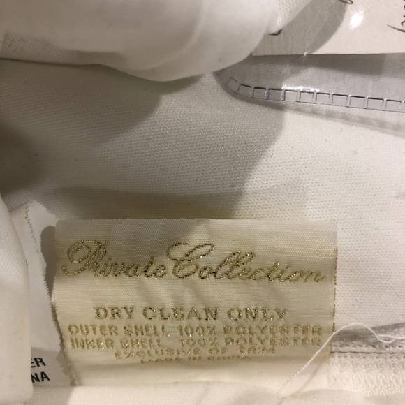 Private collection-never worn wedding dress! - Picture 5 of 5